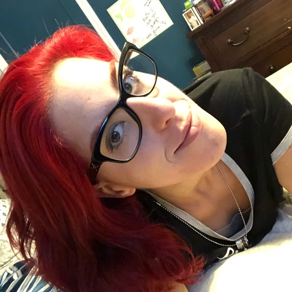 Meet your Posher, Cheryl - Picture 1 of 1